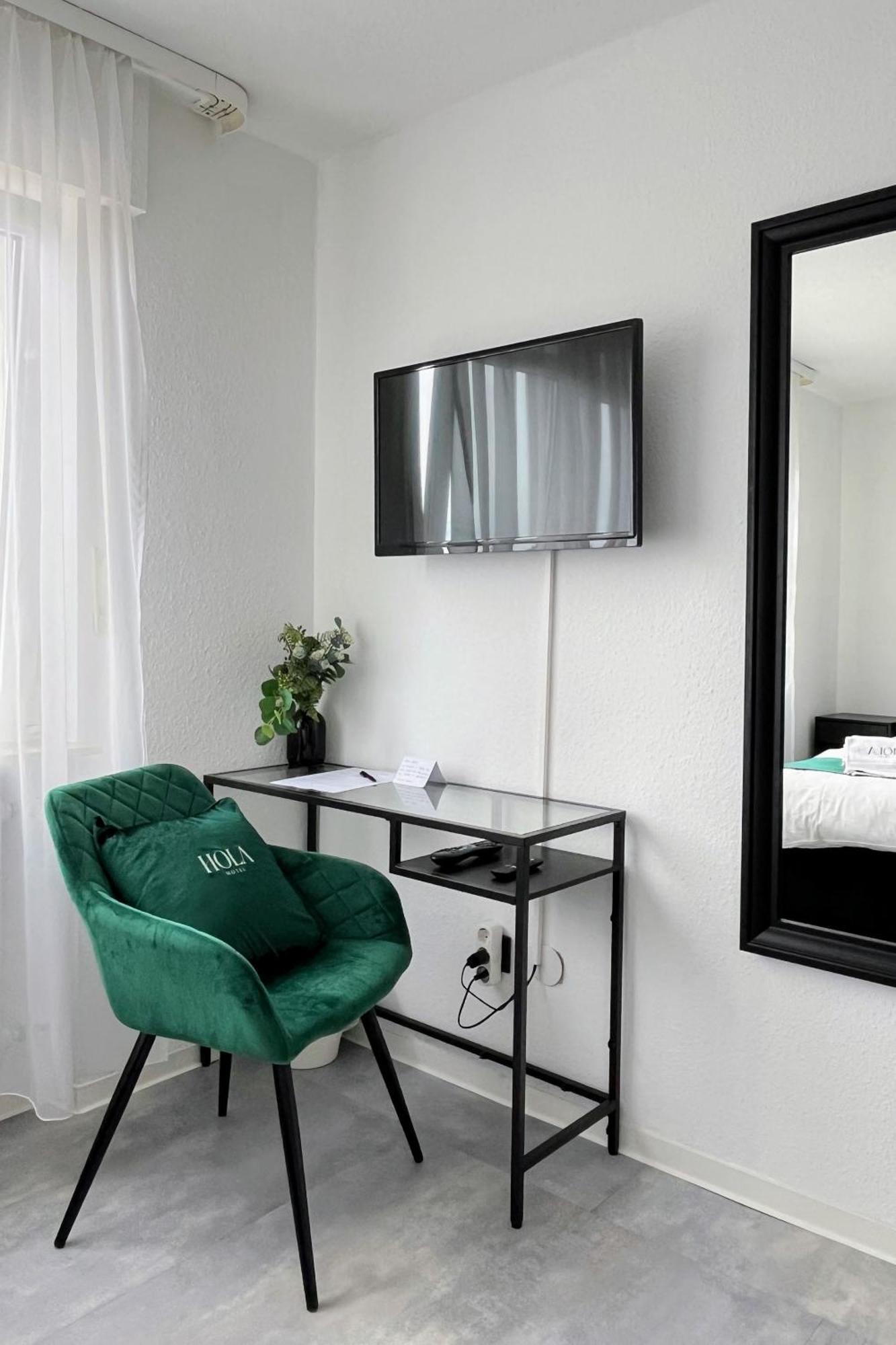 Hola Hotel Stuttgart Buitenkant foto